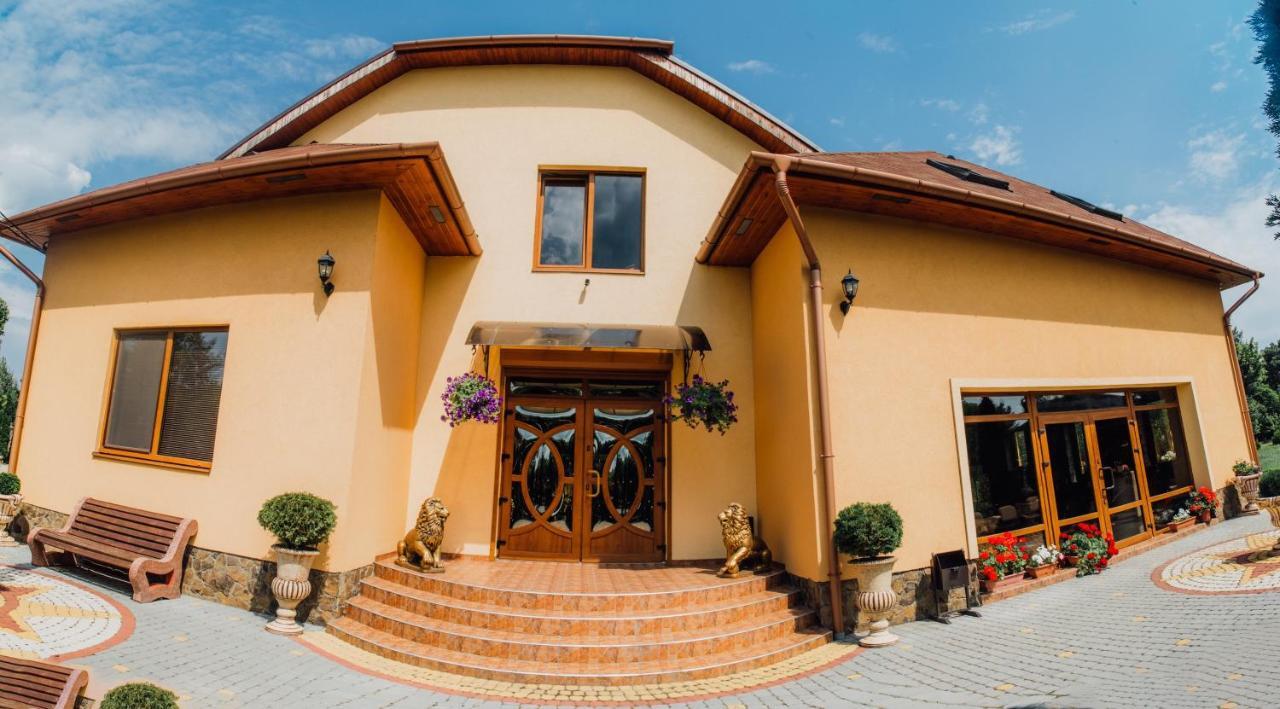Sunrise Boutique Hotel Berehove  Luaran gambar